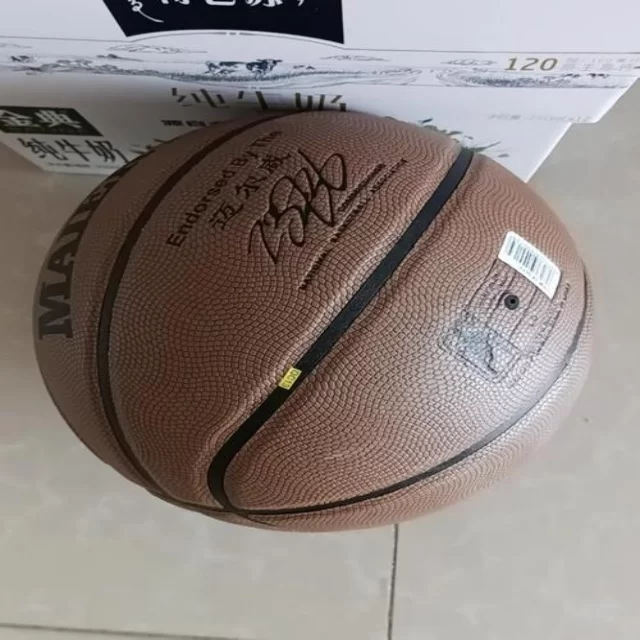 用数据视角解析篮球季后赛第37组走势